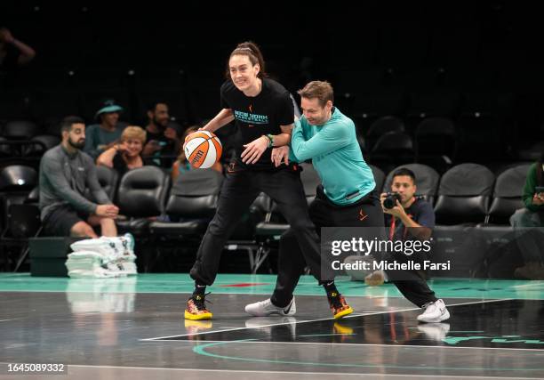 Breanna Stewart of the New York Liberty warms up prior to game against the Las Vegas Aces at Barclays Center on August 28, 2023 in New York City.