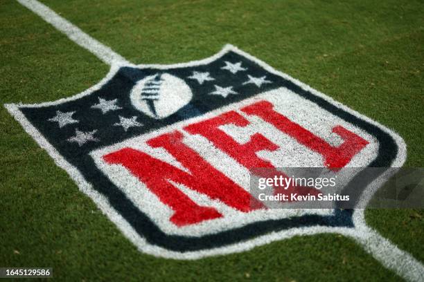 Nfl Shield Photos and Premium High Res Pictures - Getty Images