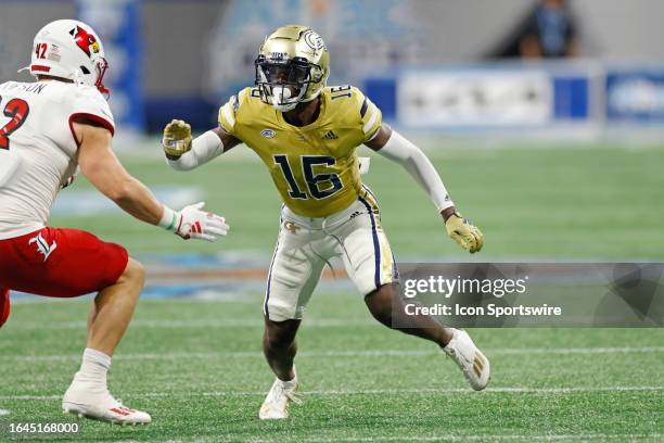 Georgia Tech Yellow Jackets defensive back K.J. Wallace pursues a play on defense during the Aflac Kickoff college football game against the...