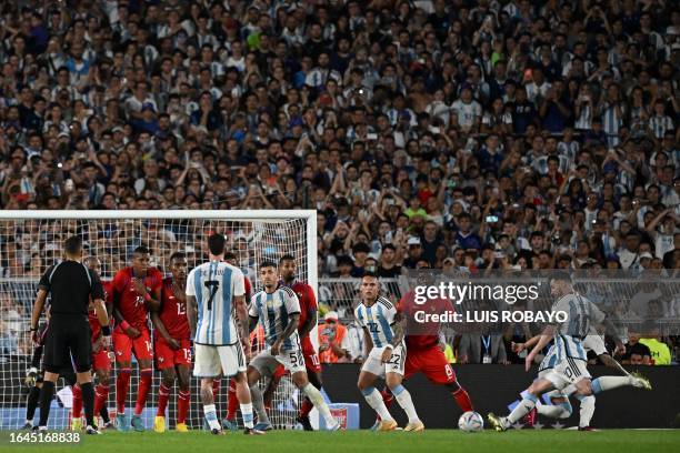 Essi Armested 25 Messi Arrested Stock Photos, High-Res Pictures, and Images - Getty ...