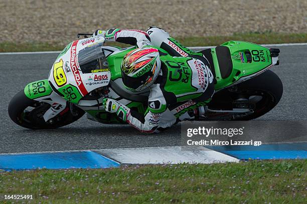 Alvaro Bautista of Spain and Go&Fun Honda Gresini rounds the bend during the MotoGP Tests In Jerez - Day 3 at Circuito de Jerez on March 24, 2013 in...