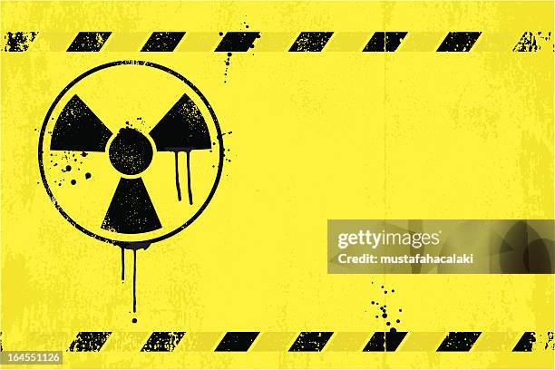 illustrazioni stock, clip art, cartoni animati e icone di tendenza di segnale di pericolo radioattivo - nuclear energy