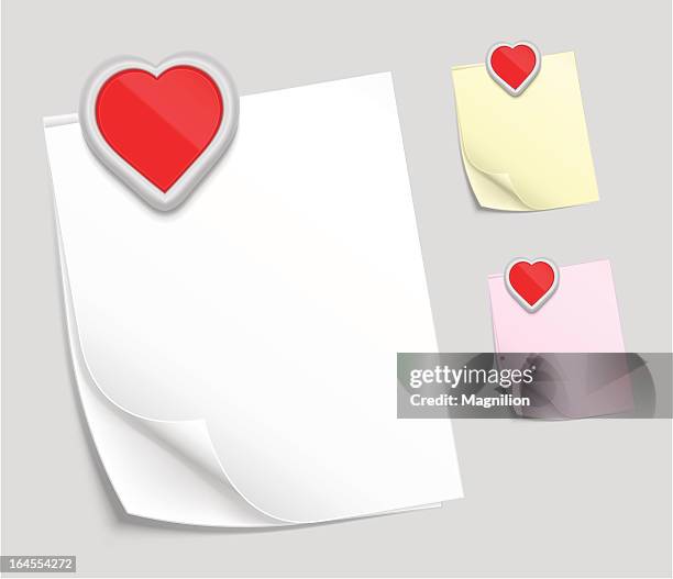 heart magnet with a blank - pink post it note stock illustrations
