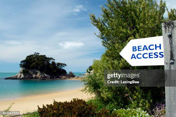 beach access on kaiteriteri, spring - beach sign stock pictures, royalty-free photos & images