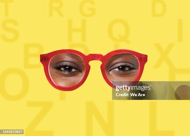 eye test - retina stock pictures, royalty-free photos & images