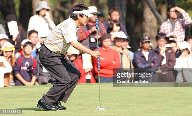 "Naomichi Ozaki during the final round of the Dunlop Phoenix golf tournament at Phoenix Country Club on November 21, 2004 in Miyazaki, Japan. "
