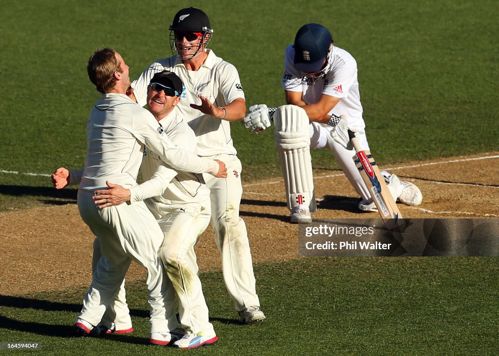 New Zealand v England - 3rd Test: Day 4