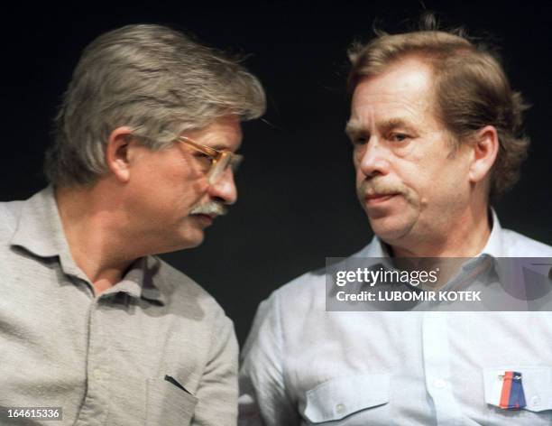 Vaclav Havel , a dissident playwright and leading member of the Czechoslovak opposition Civic Forum, confers with Jiri Dienstbier from Charter 77, 28...