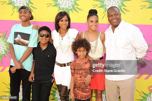 Holly Robinson Peete and Rodney Peete arrives at the Nickelodeon's 26th Annual Kids' Choice Awards at USC Galen Center on March 23, 2013 in Los...