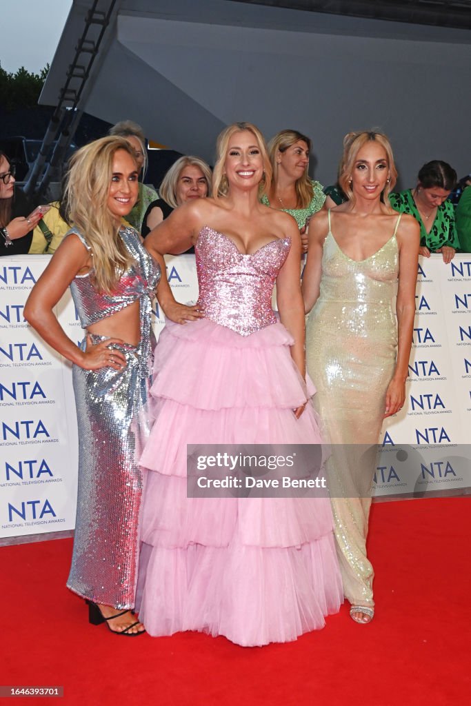 Stacey Solomon poses with sisters Samantha Stone and Jemma Solomon