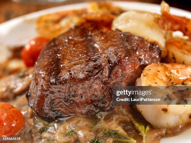 beef tenderloin steak - beef tenderloin stock pictures, royalty-free photos & images