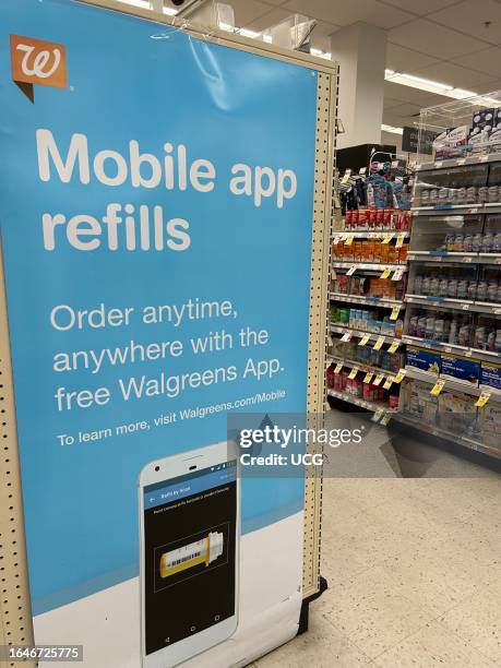 Refils Sign 80 Pharmacy Refill Stock Photos, High-Res Pictures, and Images - Getty ...
