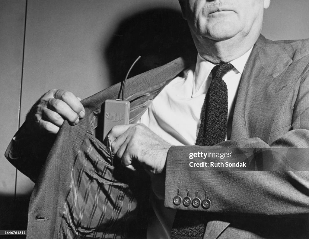 A Telephone-Answering Receiver, 1950