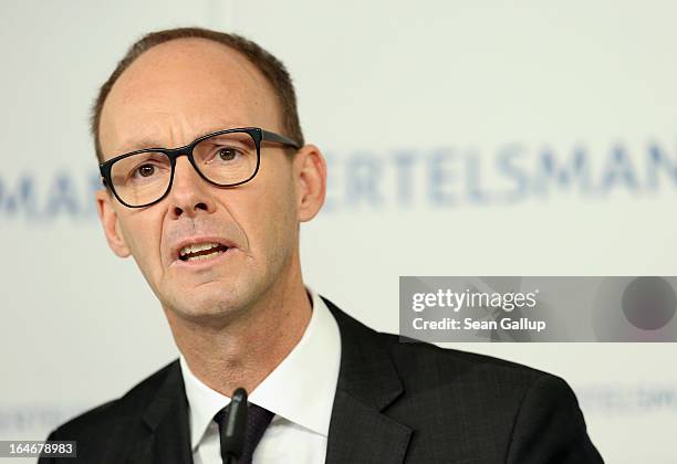 Thomas Rabe 373 Bertelsmann Annual Press Stock Photos, High-Res Pictures, and ...