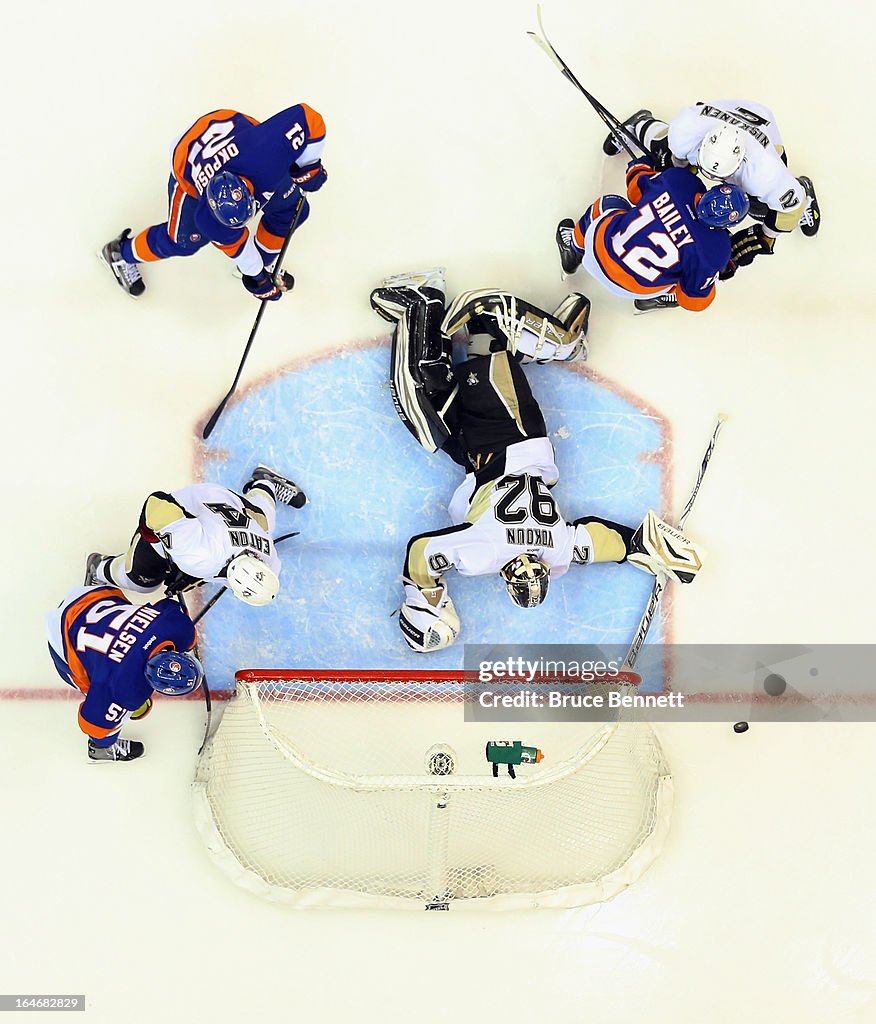 Pittsburgh Penguins v New York Islanders