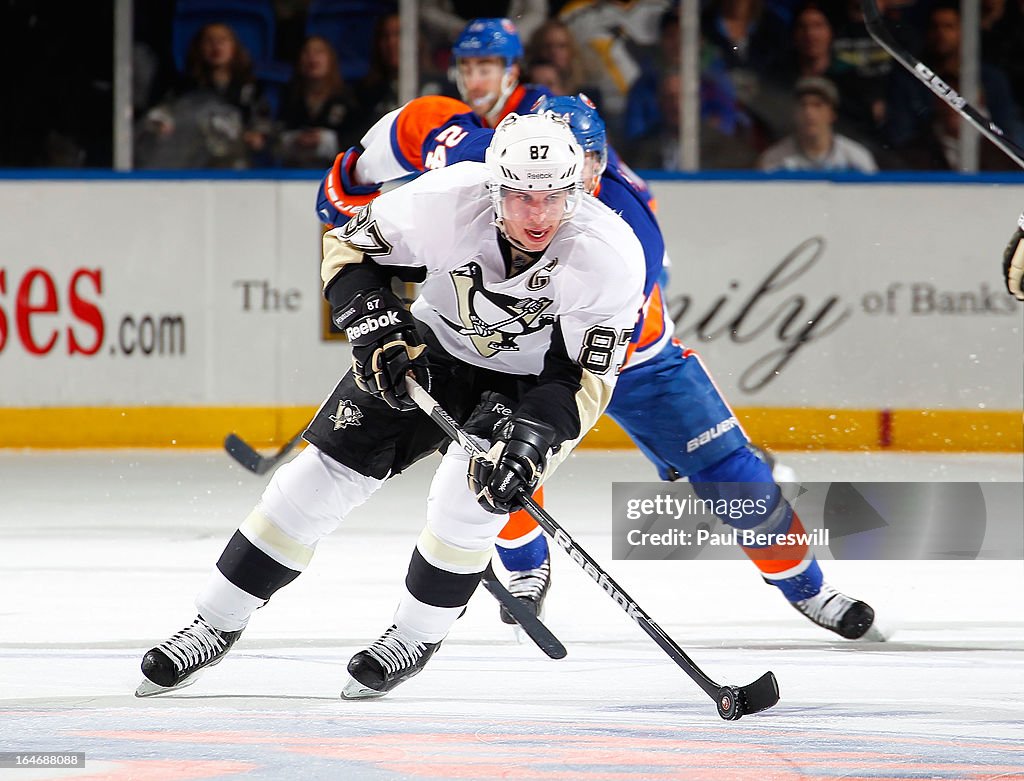 Pittsburgh Penguins v New York Islanders