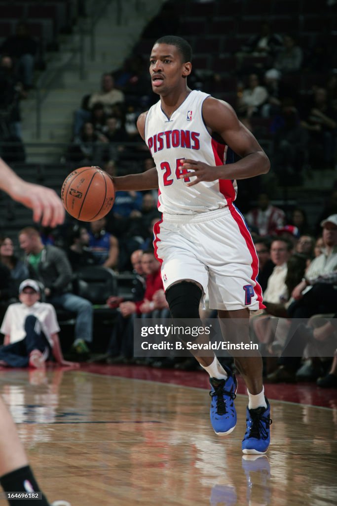 Minnesota Timberwolves v Detroit Pistons