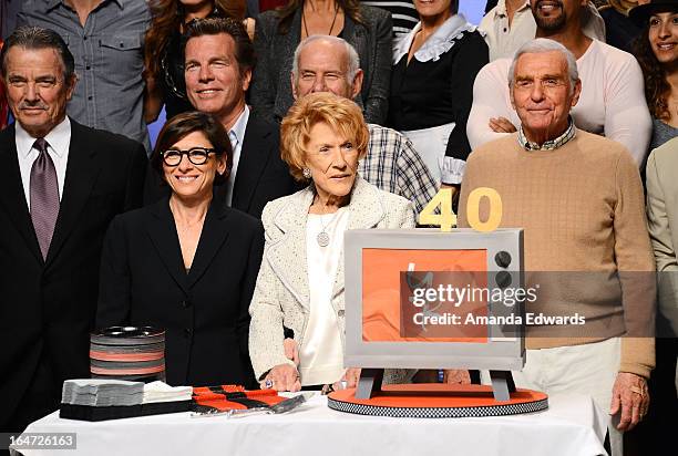 Actor Eric Braeden, CBS Entertainment President Nina Tassler and actors Peter Bergman, Jeanne Cooper and Jerry Douglas attend the "The Young & The...