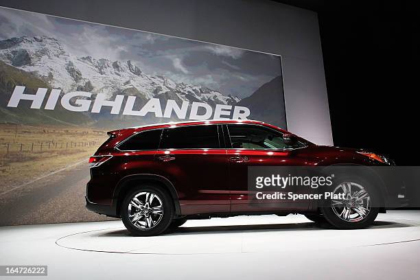 The new 2014 Toyota Highlander mid-sized SUV is displayed at the 2013 New York International Auto Show on March 27, 2013 in New York City. The New...