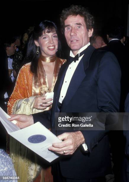 Actor Jim Dale and wife Julia Schafler attend 42nd Annual Tony Awards on June 5, 1988 at the Minskoff Theater in New York City.