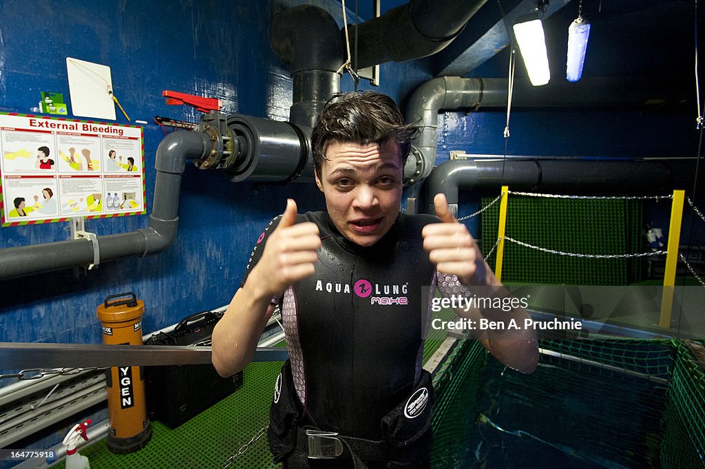 Gemma Cairney And Georgie Okell Swim With Sharks At The London Aquarium