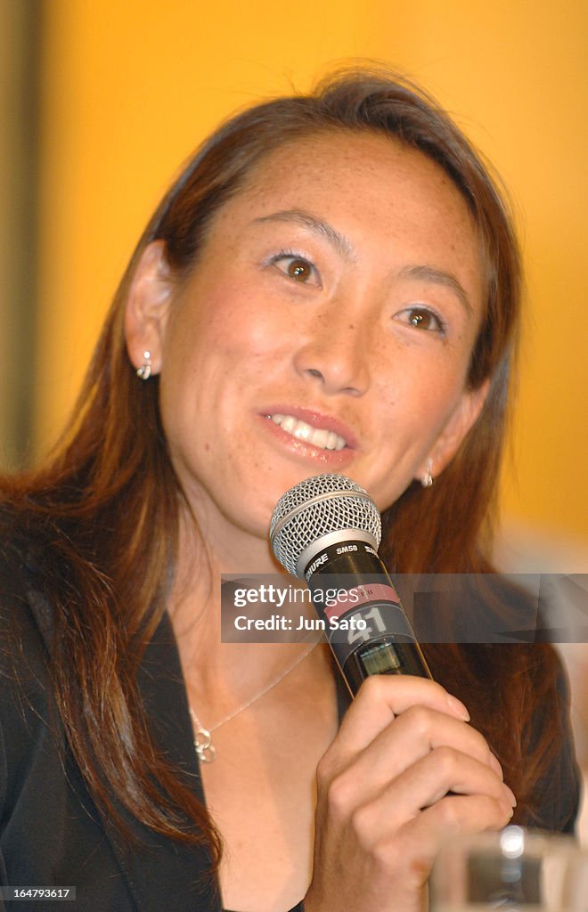 "WTA - 2006 Toray Pan Pacific Open - Press Conference - January 30, 2006"