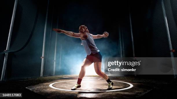 32,996 Discus Stock Photos, High-Res Pictures, and Images - Getty Images