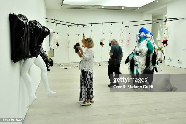 15,612 Saatchi Saatchi Gallery Photos & High Res Pictures - Getty Images