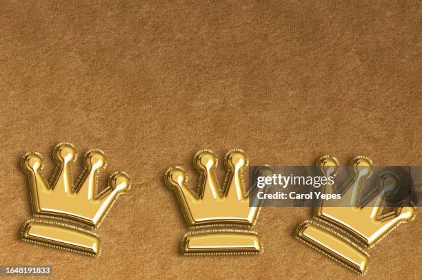 three wise men crown - epiphany religious celebration stock pictures, royalty-free photos & images