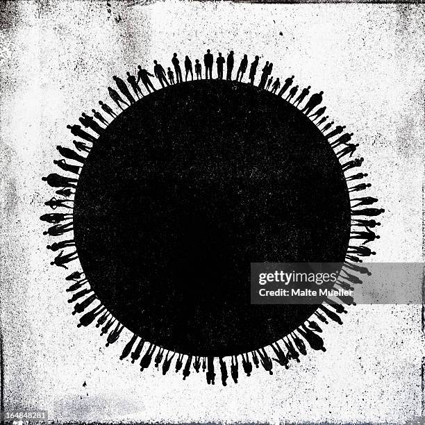 illustrazioni stock, clip art, cartoni animati e icone di tendenza di a large group of people standing side by side around the world - fianco a fianco