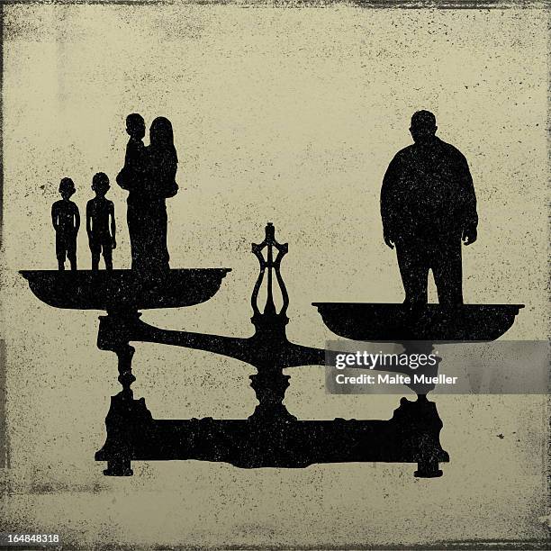 silhouette of a big man on one end of a scale and a women and kids on the other - dicke mutter stock-grafiken, -clipart, -cartoons und -symbole