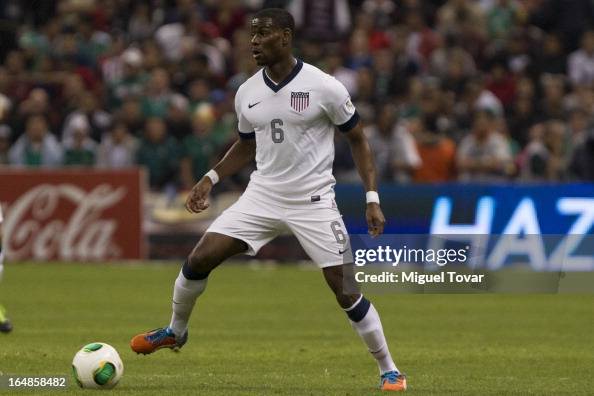 United States v Mexico - FIFA 2014 World Cup Qualifier United States v Mexico - FIFA 2014 World Cup Qualifier