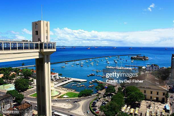 bay of all saints, salvador, brasil - bahia photos et images de collection