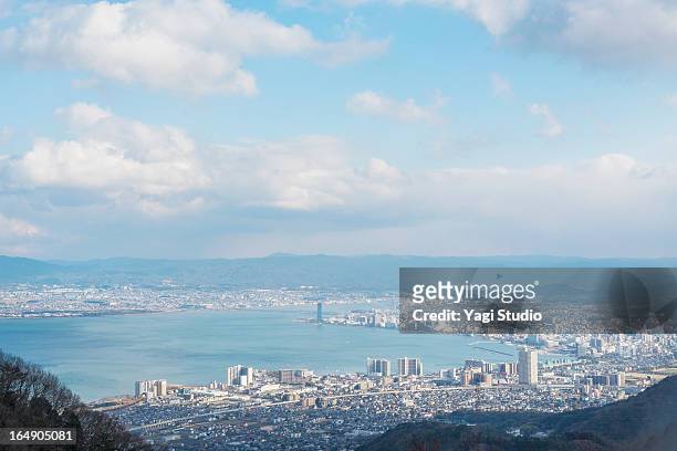 cityscape of shiga prefecture, japan. - préfecture de shiga photos et images de collection