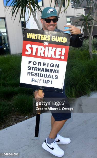 David Boreanaz walks the picket line with members of SAG-AFTRA and WGA at Netflix on August 30, 2023 in Los Angeles, California. Members of SAG-AFTRA...