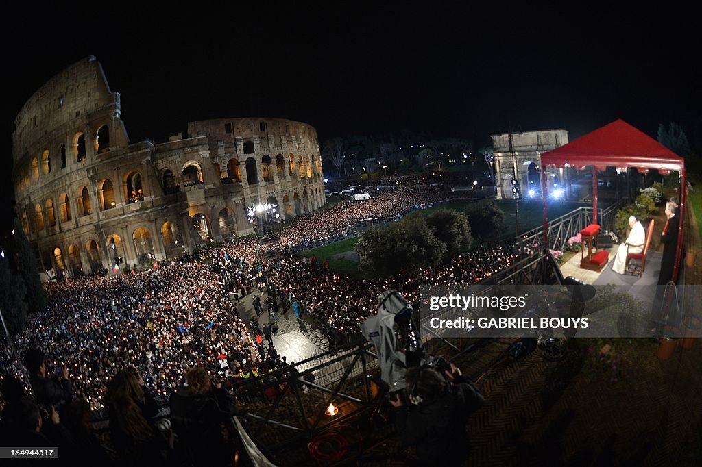 ITALY-VATICAN-POPE-EASTER-WAY OF THE CROSS