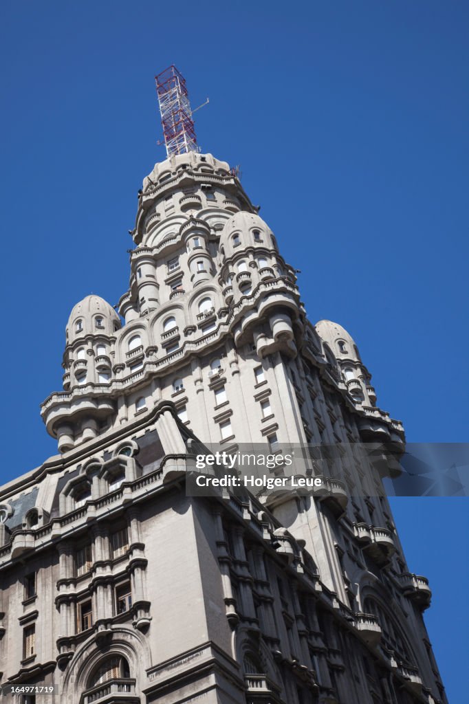 Palacio Salvo building