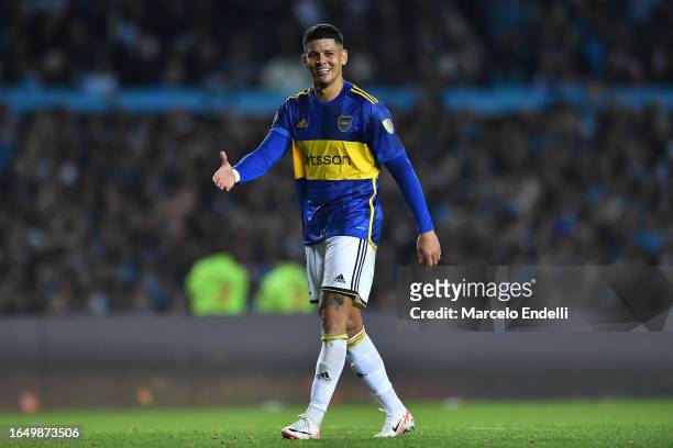 Marcos Rojo of Boca Juniors gestures prior to a penalty shoot out during a second leg quarter final match between Racing Club and Boca Juniors as...