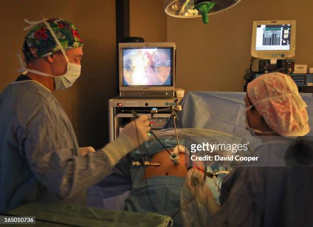 April 20 2011- Dr. Chris Cobourn performs Lap-Band surgery at The Surgical Weight Loss Centre in Port Credit.