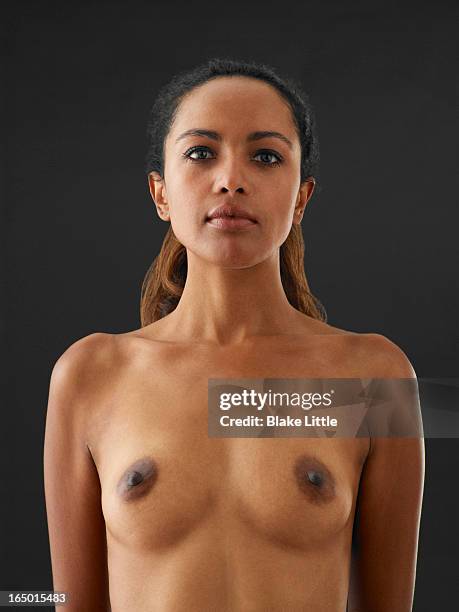 female waist up nude portrait - nudity foto e immagini stock