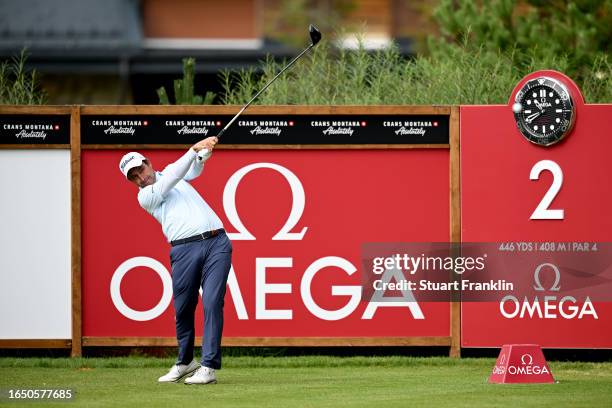 Edoardo Molinari of Italy tees off on the 2nd hole during Day One of the Omega European Masters at Crans-sur-Sierre Golf Club on August 31, 2023 in...