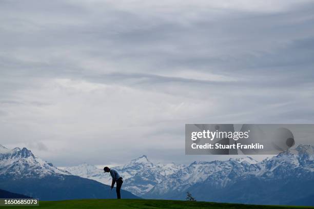 Victor Perez of France putts on the 7th green during Day One of the Omega European Masters at Crans-sur-Sierre Golf Club on August 31, 2023 in...