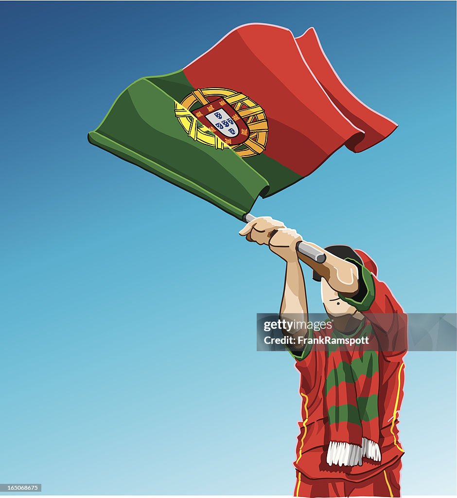 Agitando bandera de fútbol de Portugal