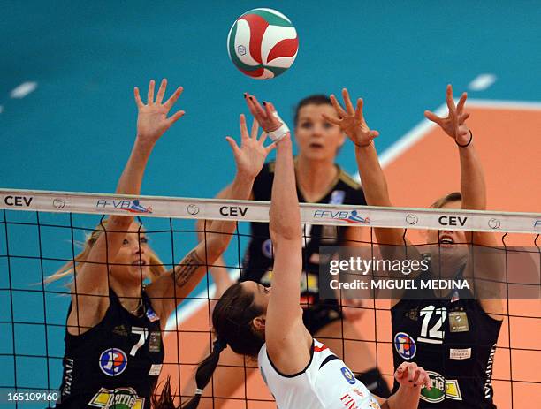 196 Ravva Stock Photos, High-Res Pictures, and Images - Getty Images