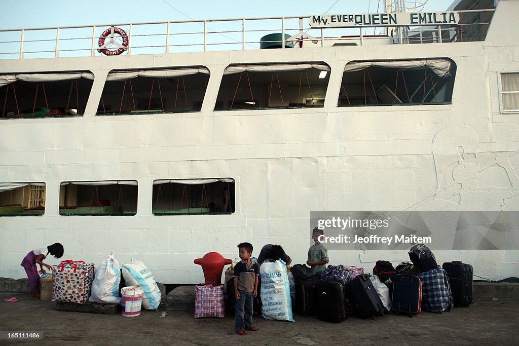 Thousands Of People Displaced By Conflict In Sabah, Malaysia Evacuate To Southern Philippines