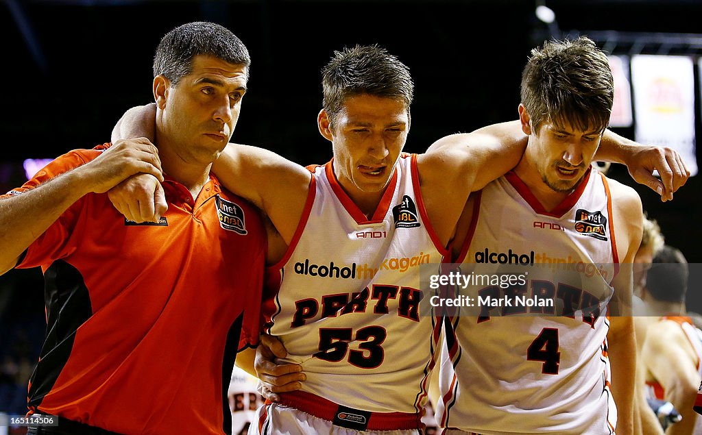 NBL Semi Final - Wollongong v Perth: Game 2