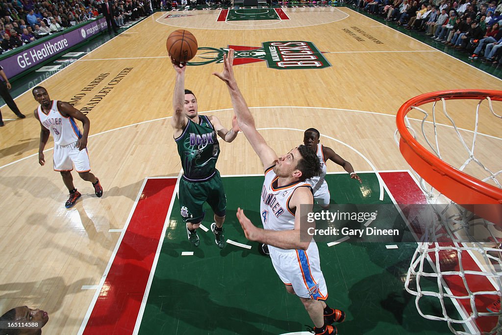 Oklahoma City Thunder v Milwaukee Bucks