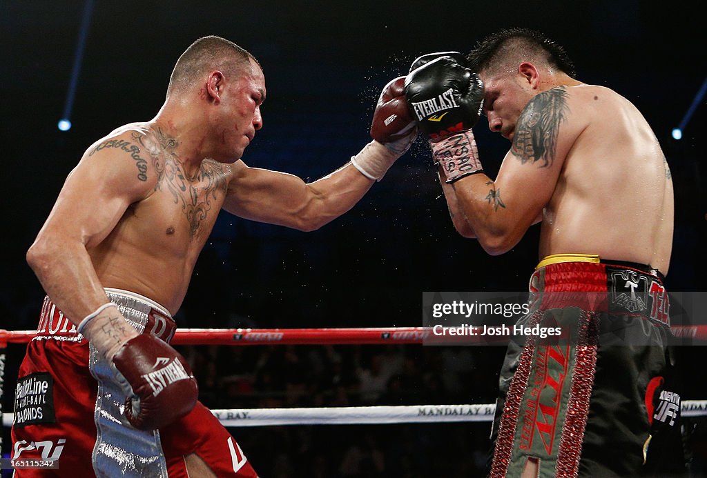 Brandon Rios v Mike Alvarado