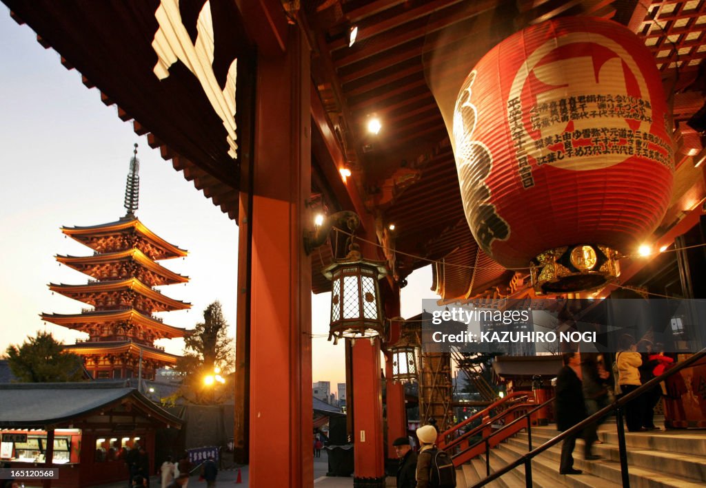JAPAN-FAIR-TEMPLE