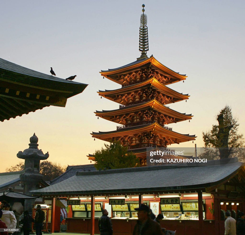 JAPAN-FAIR-TEMPLE